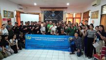 Bersinergi dengan Universitas Warmadewa, Kelurahan Dangin Puri Gelar Pelatihan Bantuan Hidup Dasar untuk Anggota Linmas Linmas x Warmadewa