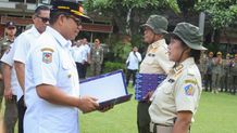 Pj Gubernur Mahendra Lantik Satpol PP Pariwisata Provinsi Bali dan Kabupaten Badung Lantik Satpol PP Pariwisata