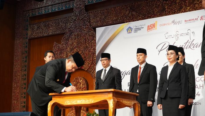Lantik Pejabat
