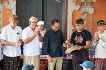 Wabup Suiasa Buka Turnamen Ceki Desa Munggu Turnamen Ceki
