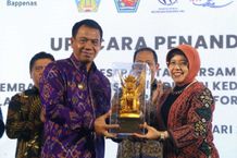 Pj Bupati Lihadnyana Dukung Pemanfaatan Bandara Letkol Wisnu Untuk Industri Kedirgantaraan Bandara Letkol Wisnu