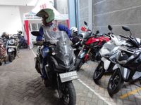 Tips Naik Sepeda Motor Agar Selamat Sampai Tujuan Naik motor