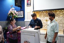 Dinas Perpustakaan dan Kearsipan Kota Denpasar Musnahkan 96 Box Arsip Musnahkan Box Arsip