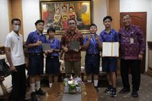 Membanggakan, Empat Siswa SMP Negeri 1 Denpasar Boyong Medali Emas Pada Kompetisi Thailand’s Investor Day di Bangkok Thailand's Investor Day