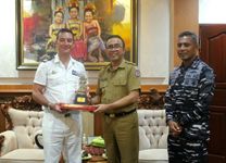 Wali Kota Jaya Negara Terima Kunjungan Komandan Kapal Perang Prancis FNS Vendemiaire kunjungan kehormatan
