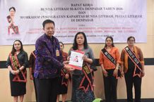 Sagung Antari Jaya Negara Kukuhkan Ketua Harian Bunda Literasi Kota Denpasar dan Bunda Literasi Desa/Kelurahan se-Kota Denpasar Ketua Harian Bunda Literasi Kota Denpasar