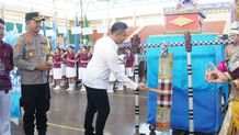 Wabup Ipat Buka Turnamen Basket SMANSA Cup XIII Turnamen Basket