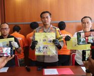 Tiga Pengguna dan Satu Kurir Narkoba Diringkus Polisi, Satu Bandar Kabur tersangka narkoba