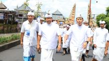 Pj Gubernur Bali Apresiasi Dukungan Semua Pihak Sukseskan Pelaksanaan Karya IBTK Pura Agung Besakih Karya IBTK Pura Agung Besakih