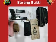 Meresahkan, Warga Telaga Tawang Pamer Senpi di Medsos Senpi