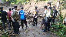 Jalur Pelintas Amblas, Belasan KK Warga Gegelang Nyaris Terisolir Bencana