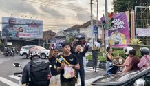 Edukasi Unik, Duta Anak Denpasar Berbagi Takjil Sembari Kampanye Anti Kekerasan Pada Anak Duta Anak Denpasar