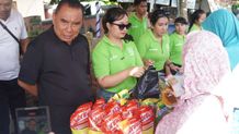 Pasar Murah Diskoperindag Diserbu Warga Loloan Barat Jembrana Pasar Murah