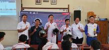 Konsisten Sebarkan #Cari_Aman Melalui Kunjungan ke Sekolah Binaan Safety Riding