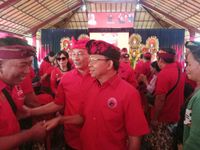 Koster Beri Lampu Hijau Gede Dana Maju Pilkada Karangasem Lagi, Cawabup Masih Dibahas Calon Bupati Karangasem