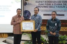 Pemkab Buleleng Raih Juara Umum Pengelola DAK Fisik, Dana Desa dan KUR Terbaik Tahun 2023 DAK Fisik dan Dana Desa