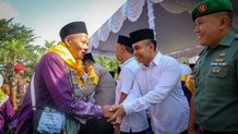 Wabup Ipat Lepas 82 Jemaah Haji Asal Kabupaten Jembrana Lepas Jemaah Haji