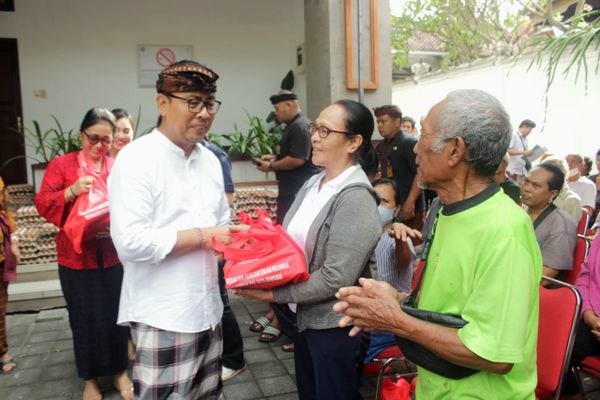 pembagian PMT