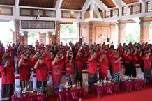 Konsolidasi Internal Partai Persiapan Pilkada Serentak Tahun 2024 di Kabupaten Tabanan di Hadiri Ribuan Kader Banteng Persiapan Pilkada Serentak