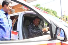 Penjabat Bupati Buleleng Resmikan Ambulans Desa Pejarakan Resmikan Ambulans