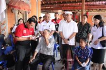 Wujudkan Peningkatan Pelayanan Kesehatan Masyarakat, Wali Kota Jaya Negara Tinjau Safari Kesehatan di Banjar Dajan Tangluk Kesiman Safari Kesehatan