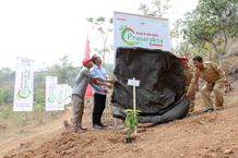 AHM Raih Penghargaan CSR Terbaik di Tanah Air CSR AHM