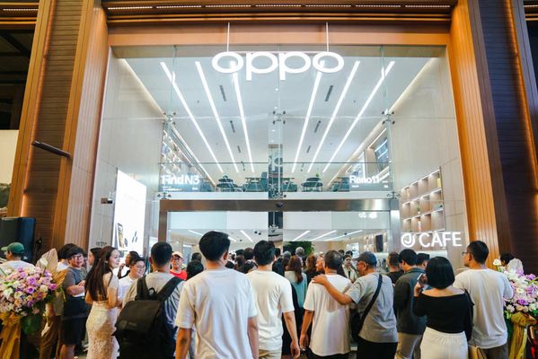 OPPO Experience Store Discovery Mall Bali
