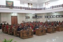 Dewan Buleleng Siap Beri Masukan Untuk Dua Ranperda Melalui Masing-masing Komisi DPRD Buleleng
