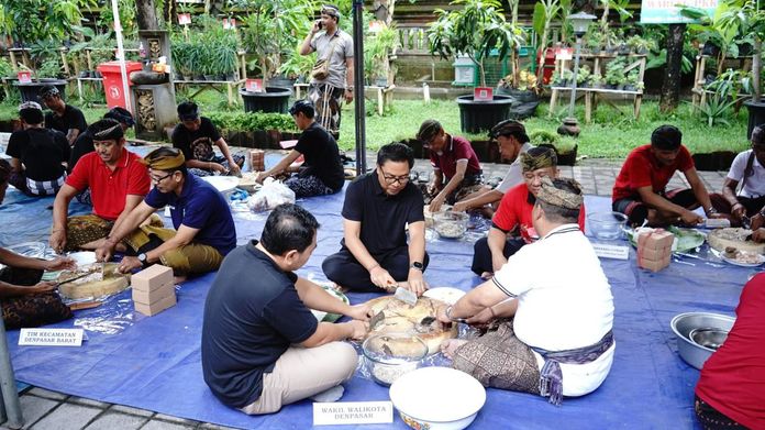 Lomba Ngelawar