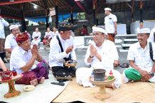 Wali Kota Jaya Negara Hadiri Pemelaspas Wantilan Pura Dalem Srogsogan Padangsambian Karya Pemelaspasan