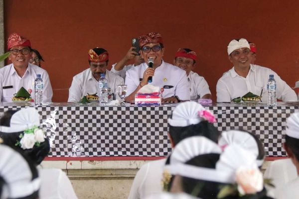 Desa Adat Tegayang