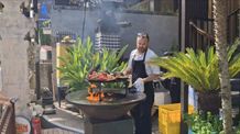 Mamaka by Ovolo Gelar ‘Get Grilled at Mamaka by Ovolo as Burger Madness Explodes’ di Kuta Burger