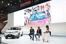 Alvin dan Avila Bahar Bagikan Kisah Julukan “Civic Family” di Talkshow Honda Generation Story Civic Family
