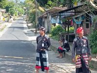 Empat Desa di Kecamatan Abang Laksanakan Nyepi Adat, Pecalang Jaga Ketat Setiap Perempatan Pecalang