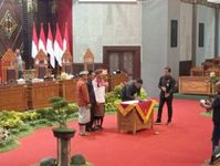 Empat Ranperda Disetujui DPRD Karangasem, Salah Satunya Terkait Sampah Ranperda