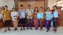 11 SK Pengangkatan Kepala Sekolah Diserahkan di Denpasar SK Kepala Sekolah