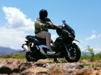 5 Alasan Memilih Motor Honda ADV 160 Honda ADV 160