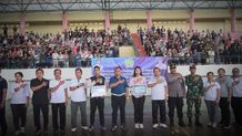 Bupati Tamba Serahkan Beasiswa Tahap I Mahasiswa Berprestasi Jembrana Serahkan Beasiswa