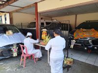 Rahina Tumpek Landep, Lapas Tabanan Upakarai Senjata Api dan Mobil Dinas Tumpek Landep