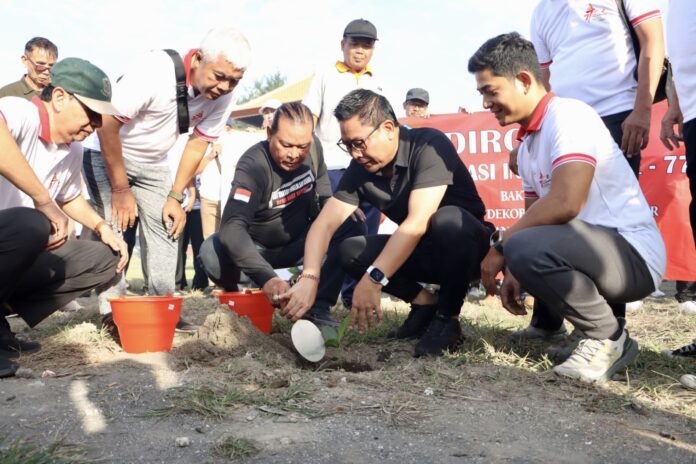 aksi kebersihan dan penanaman pohon