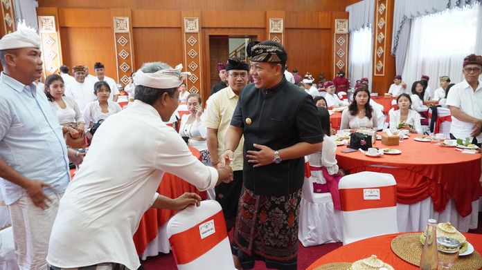 Lepas Kontingen Utsawa Dharma Gita