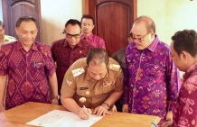 Pj Gubernur Bali Apresiasi Raperda Provinsi Bali tentang Pertanggungjawaban Pelaksanaan APBD Semesta Berencana Provinsi Bali TA. 2023 Raperda Provinsi Bali
