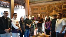 Sukseskan Pilkada 2024 Kota Denpasar, Wali Kota Jaya Negara Ikuti Tahapan Coklit Data Pemilih Coklit Data Pemilih