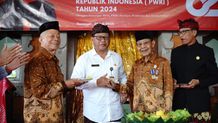 Sekda Alit Wiradana Hadiri HUT Ke-62 PWRI, Harapkan PWRI Terus Ikut Berpartisipasi Dalam Pembangunan Kota Denpasar HUT Ke-62 PWRI