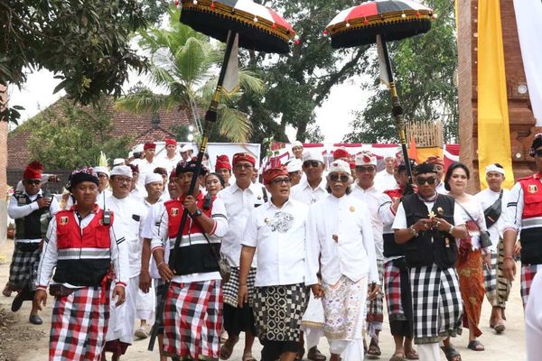 Bupati Tabanan Hadiri Pemelaspasan Parkir dan Ngeruak Setra Awal Pembangunan Krematorium Desa Adat Kota Tabanan