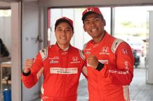 Strategi Honda Racing Indonesia Hasilkan Double Podium ITCR 1.200 di Seri Ketiga Kejurnas Balap Mobil ISSOM 2024 HRI