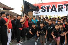 Wawali Arya Wibawa Lepas 1.000 Peserta Jalan Sehat Anniversary Ke-10 Wangsing Wengkon Tag-Tag Jalan Sehat