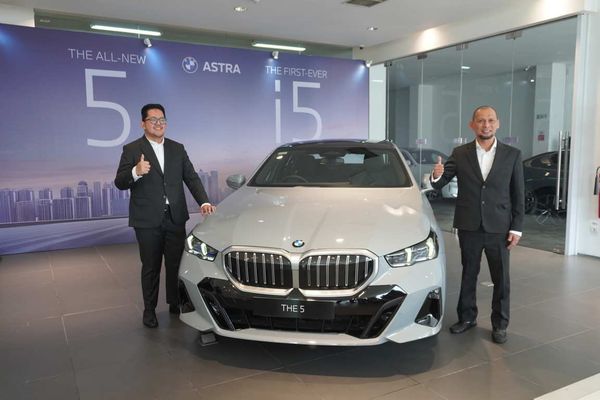 Peluncuran The 5 dan The i5