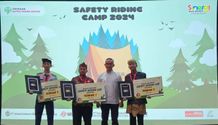 Duta Safety Riding SMAN Bali Mandara Sabet Piala di Ajang SRC 2024 Safety Riding