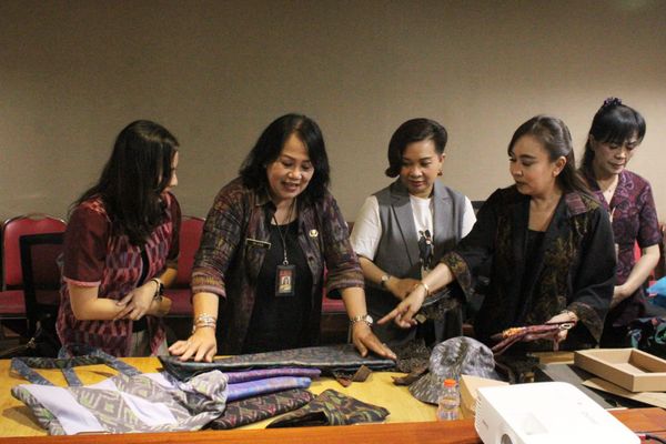 kurasi produk IKM/UKM lokal